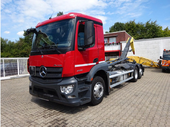 Kamion sa hidrauličnom kukom MERCEDES-BENZ Antos 2532
