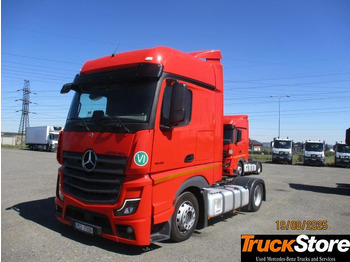 Tegljač MERCEDES-BENZ Actros 1845