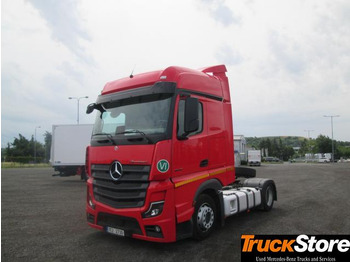 Tegljač MERCEDES-BENZ Actros 1845