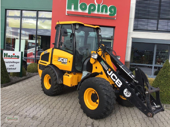 Utovarivač točkaš JCB 407