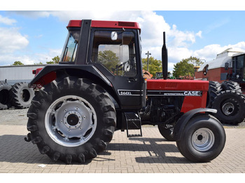 Traktor CASE IH 844XL