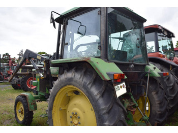 Traktor John Deere 1640: slika 3