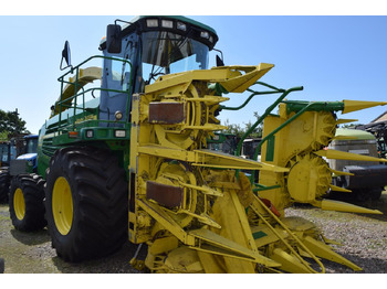 Kombajn za stočnu hranu JOHN DEERE 7400
