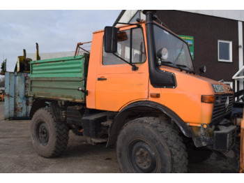 Korisno/ Posebno vozilo UNIMOG U1200