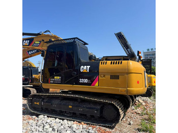 Bager guseničar CATERPILLAR 320D2