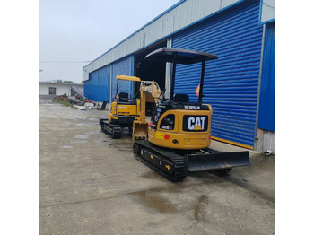 Mini bager CATERPILLAR 303E