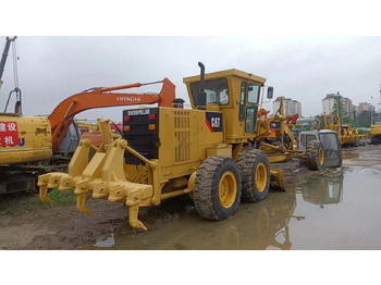 Grejder CATERPILLAR 140H