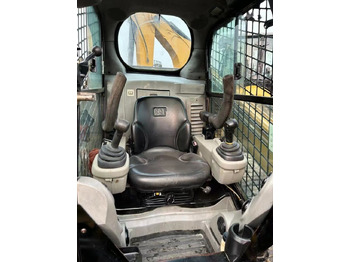 Caterpillar 246C Caterpillar 246C: slika 2