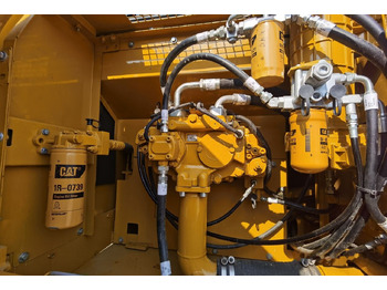 Bager guseničar Caterpillar 329D2L: slika 4