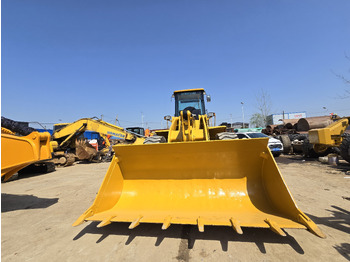 Utovarivač točkaš Caterpillar 966G: slika 3