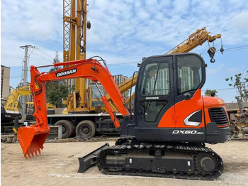 Mini bager DOOSAN DX60