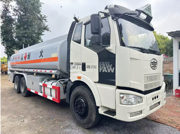 Kamion cisterna FAW tanker truck: slika 4 Kamion cisterna FAW tanker truck: slika 4