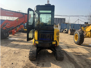 Mini bager Komatsu PC30MR: slika 4