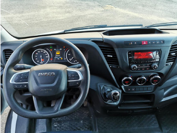 Dostavno vozilo istovarivač IVECO daily 35C14 BENNE COFFRE DOUBLE CABINE 6 places: slika 4