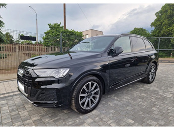 SUVSUV AUDI