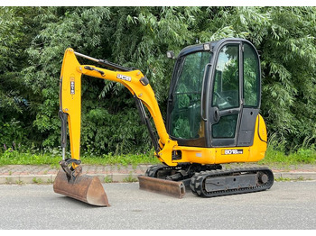 Mini bager JCB 8018