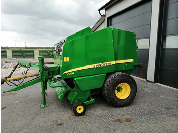 Balirka za okrugle bale JOHN DEERE 2R Series