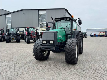 Traktor Valtra 8350 Hitech: slika 5