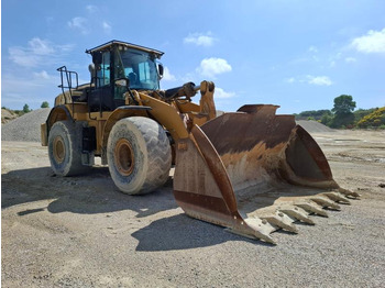 Utovarivač točkaš CATERPILLAR 972K