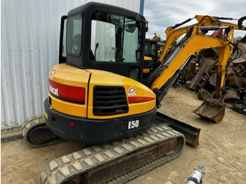 Mini bager BOBCAT E50