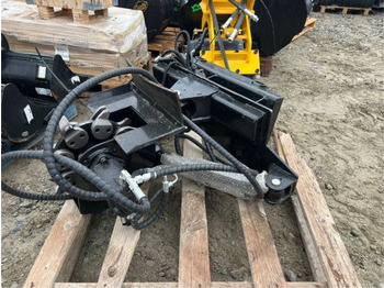 Drobilica za panjeve Rogneuse de souches pour minichargeur: slika 3 Drobilica za panjeve Rogneuse de souches pour minichargeur: slika 3