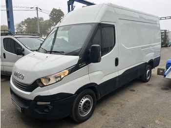 Furgon IVECO Daily 35s18