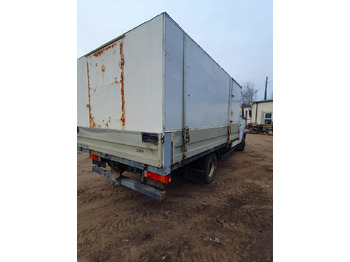 Kamion sa tovarnim sandukom MERCEDES-BENZ Vario 814D: slika 3