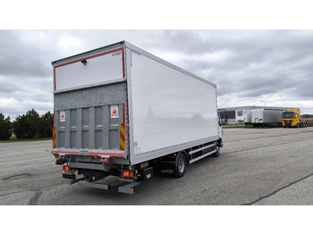 Kamion sa zatvorenim sandukom novi DAF XB 210 FA: slika 4