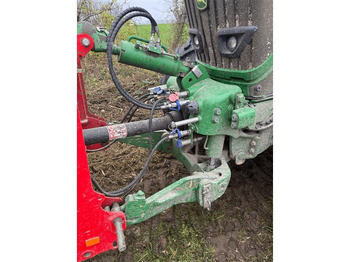 Traktor JOHN DEERE 6R195: slika 4 Traktor JOHN DEERE 6R195: slika 4