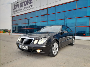 Limuzina MERCEDES-BENZ