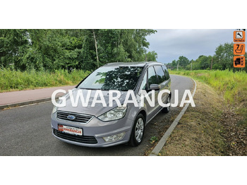 Automobil FORD