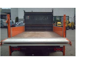 Dostavno vozilo sa otvorenom sandukom Iveco DAILYdaily 35-140: slika 3