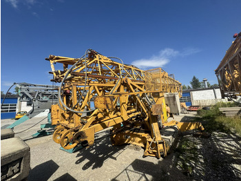 Toranjski kran LIEBHERR