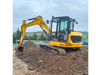 Mini bager JCB 86C-1