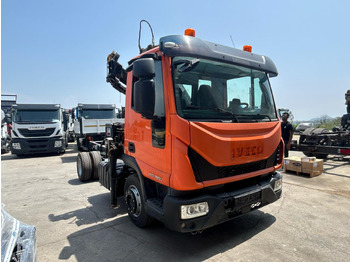 Kamion sa dizalicom IVECO EuroCargo