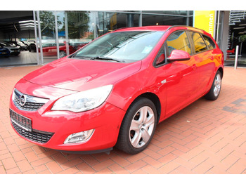 Karavan OPEL