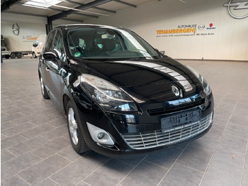 Putnički kombi RENAULT