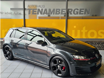 Limuzina VOLKSWAGEN