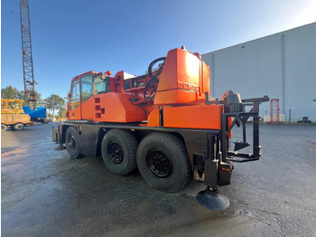 Pokretni kran DEMAG