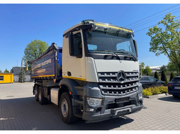 Istovarivač MERCEDES-BENZ Arocs 2545
