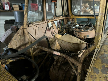 Backhoe loader- MASSEY-FERGUSON 203 Backhoe loader- MASSEY-FERGUSON 203: slika 5