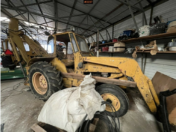 Backhoe loader- MASSEY-FERGUSON 203 Backhoe loader- MASSEY-FERGUSON 203: slika 3