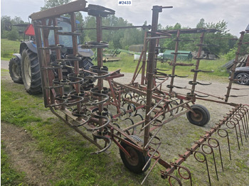 Oprema za obradu zemljišta VÄDERSTAD