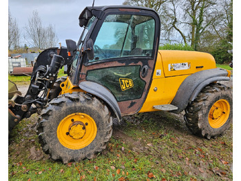 Teleskopski upravljač JCB
