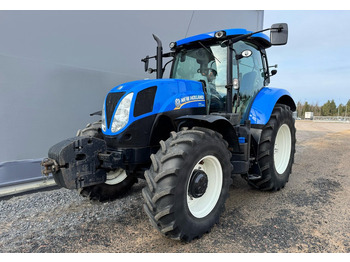 Traktor NEW HOLLAND T7.200