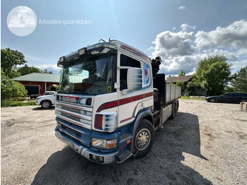 Kamion sa dizalicom SCANIA P114