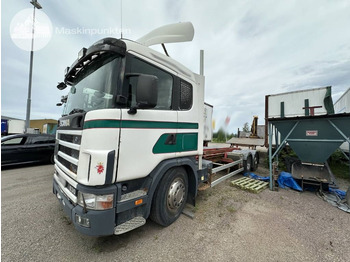 Kamion za prevoz kontejnera/ Kamion sa promenjivim sandukom SCANIA R124