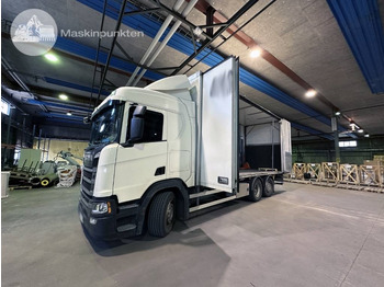 Kamion sa zatvorenim sandukom SCANIA R 450