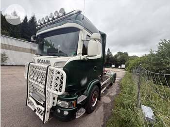Kamion sa hidrauličnom kukom SCANIA R 520