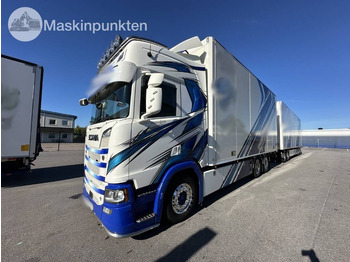 Kamion sa zatvorenim sandukom SCANIA R 520